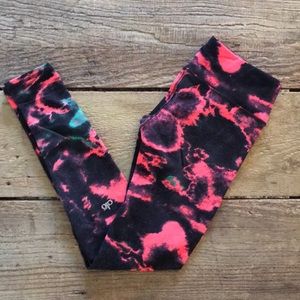 || alo space leggings